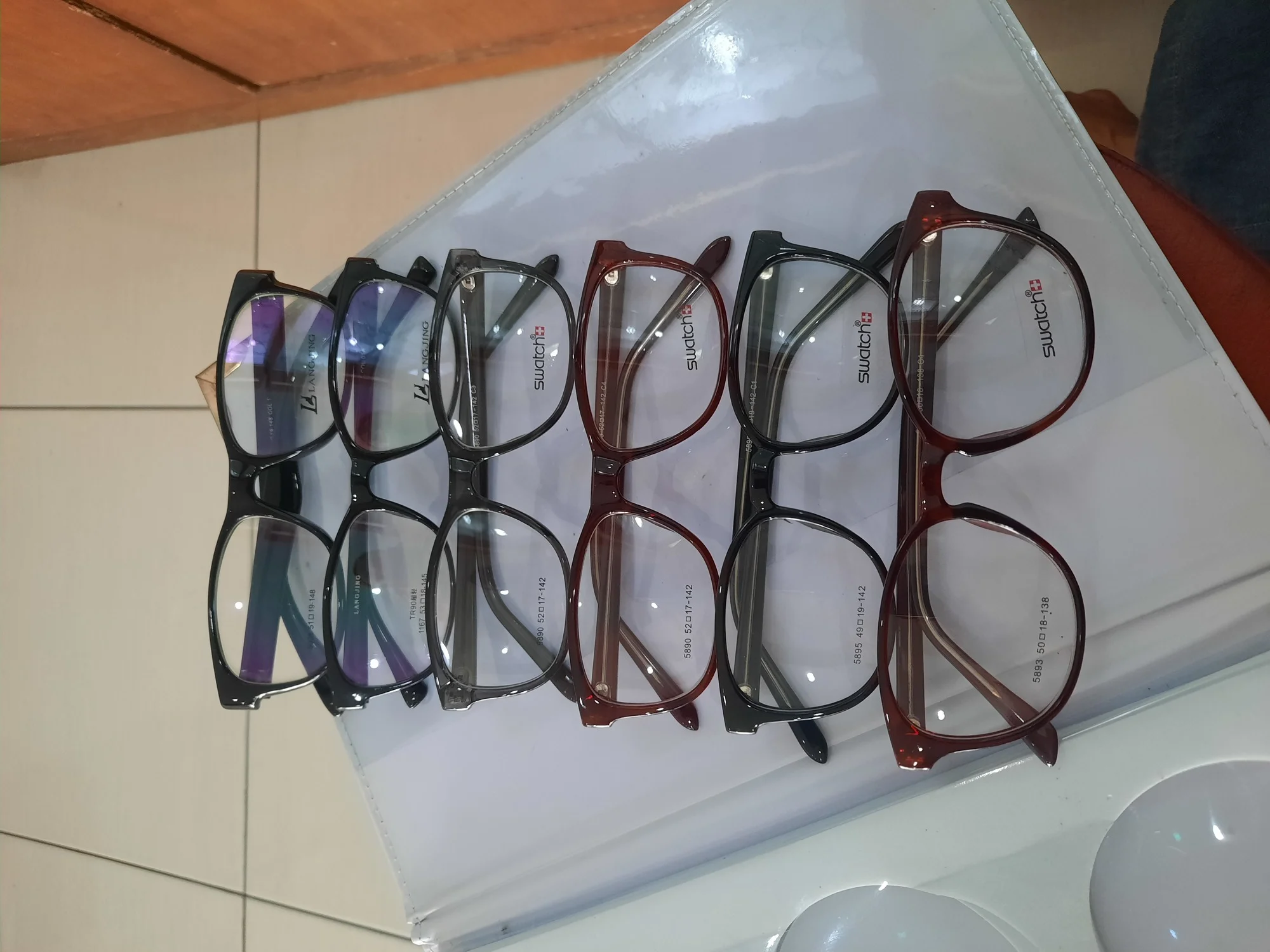 Frame Kacamata Plastik SWATCH